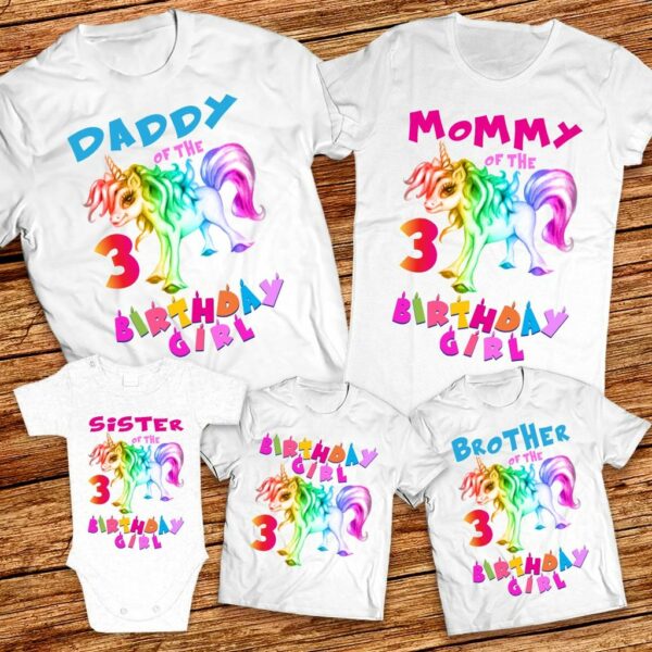 Семейни тениски за рожден ден с еднорог, цифра и име по желание