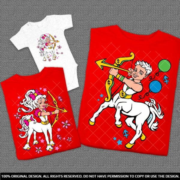 Практичен подарък еднакви тениски с кентавър тате и момиченце в бяло