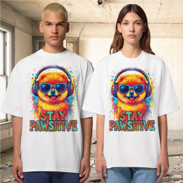 Stay Pawsitive – Unisex OVERSIZED тениска с дизайнерски кучешки вайб - Image 13