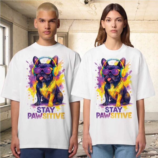 Stay Pawsitive – Unisex OVERSIZED тениска с френски булдог и арт вайб - Image 11