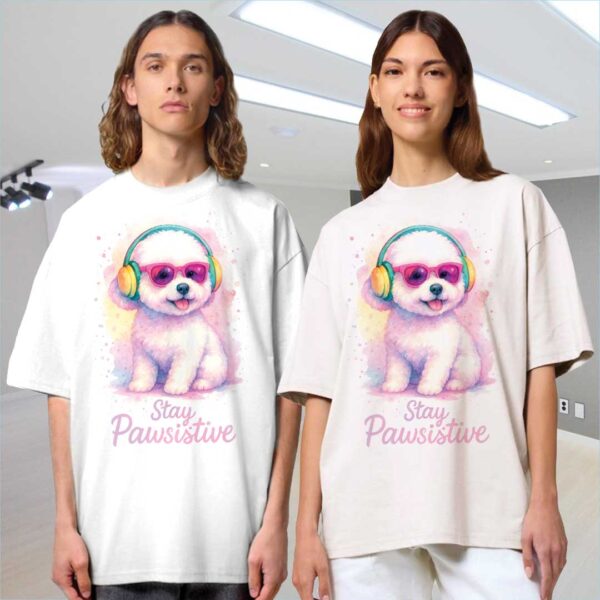 Stay Pawsitive – Oversized тениска с бяло кученце в розово-пастелни цветове - Image 12