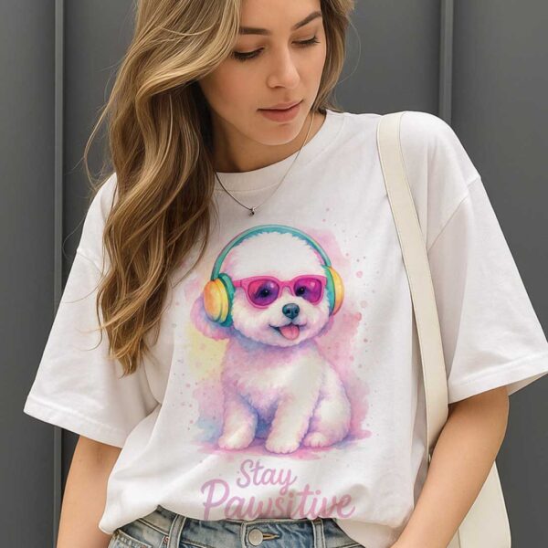 Stay Pawsitive – Unisex OVERSIZED Тениска с бяло кученце в розово-пастелни цветове - Image 5