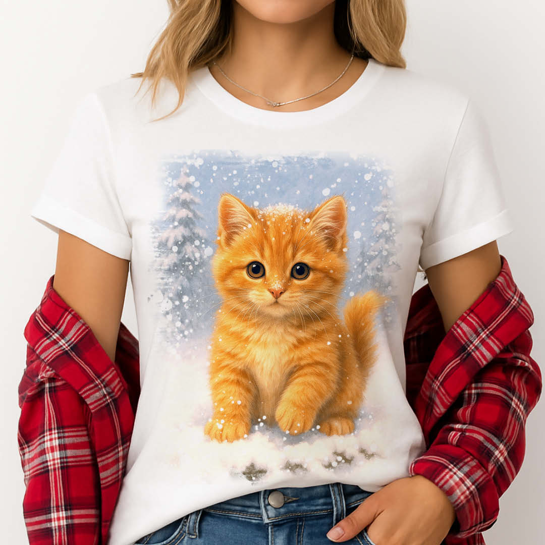 Зимна тениска с рижаво котенце Зимна тениска с рижаво котенце